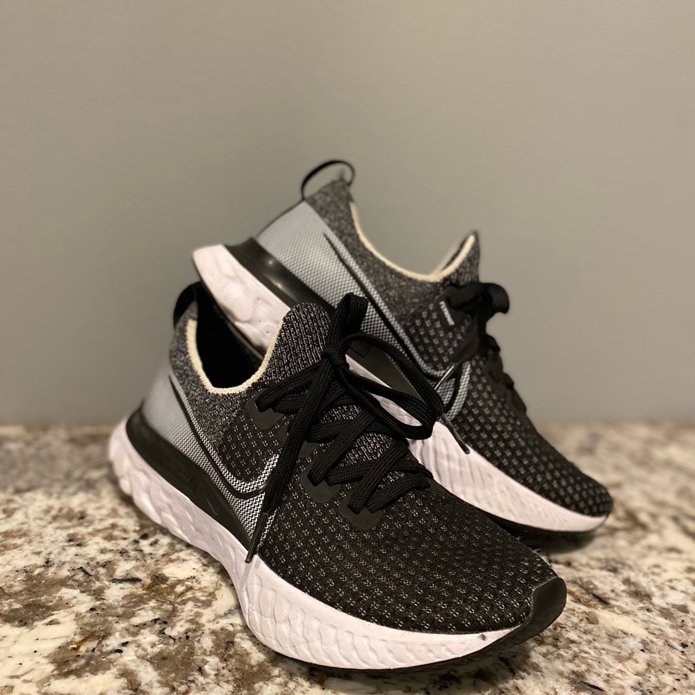 Nike Black and White flyknit shoes